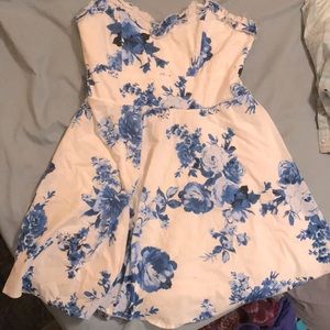 Trixxi short floral dress